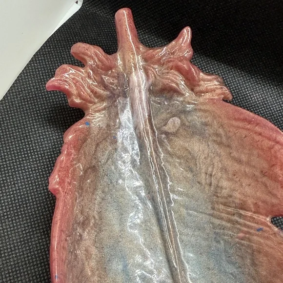 Unique Resin Pink and Blue Leaf-Shaped Decorative Dish - Picture 3 of 11